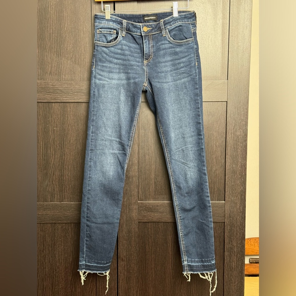Women’s Prosperity Skinny Jeans NWOT